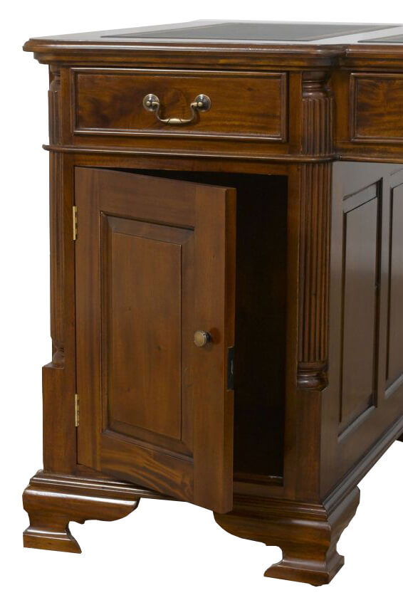 Escritorio Victoriano Caoba 160 con la puerta abierta-Keen Replicas